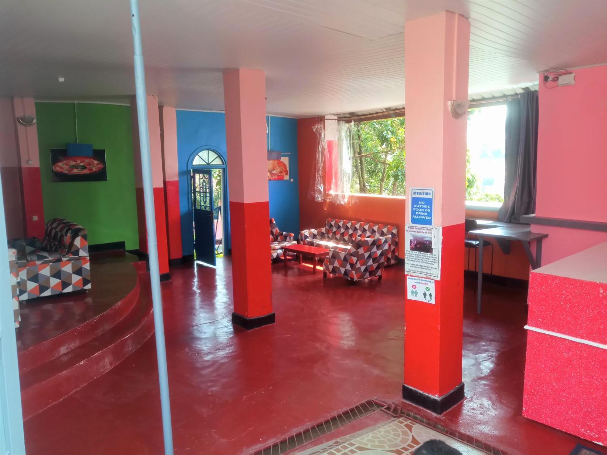 Colours Club And Spa Kigali Dış mekan fotoğraf